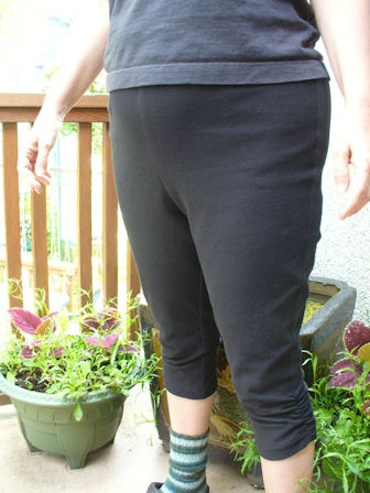 [CapriPants%255B3%255D.jpg]