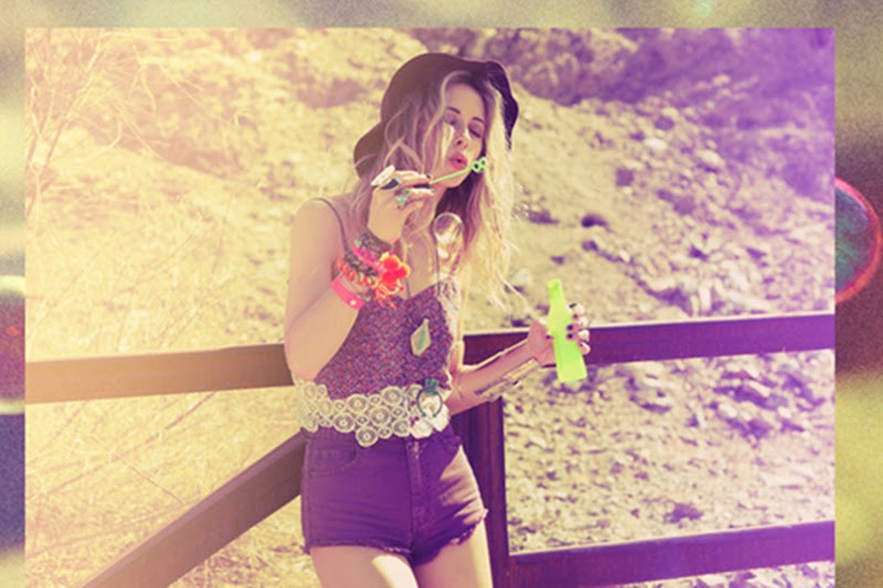 planet-blue-coachella-lookbook-gimme-shelter-3_large