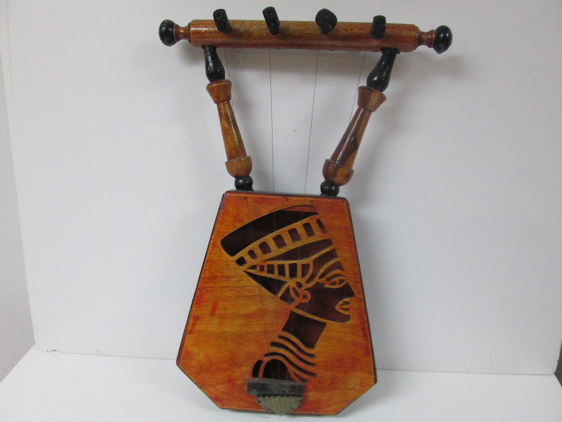Nefertiti Lyre