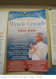 'Benny Hinn' photo (c) 2006, Gordon Joly - license: http://creativecommons.org/licenses/by-sa/2.0/