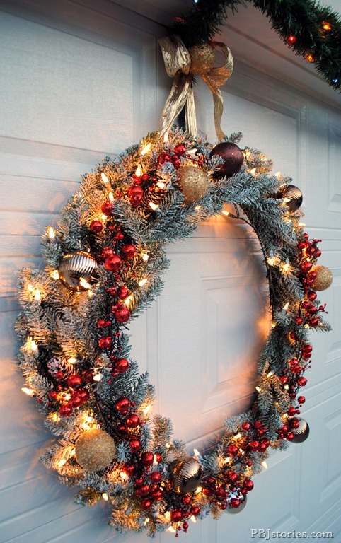 [PBJstories-oversized-holiday-wreath3.jpg]