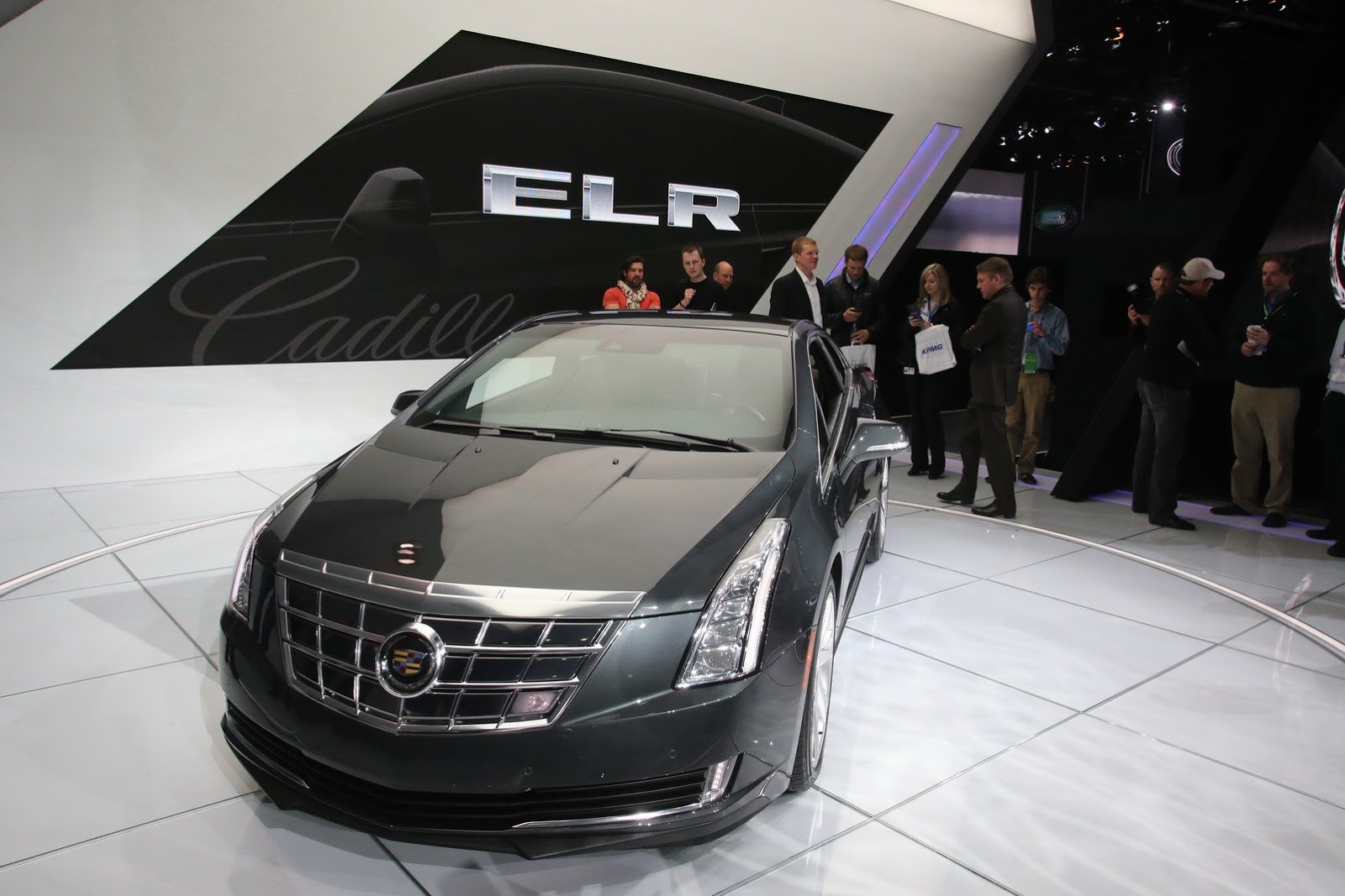 [Cadillac-ELR-5%255B2%255D.jpg]