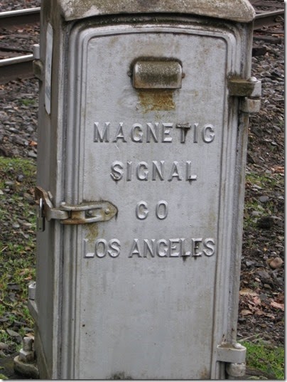IMG_0687 Magnetic Flagman (Wig-Wag) Signal at Berlin Road in Lebanon, Oregon on January 18, 2006