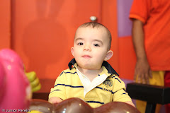 Album (digital) de fotos de Aniv. Henrique. Fotografias digitais do fotógrafo profissional Junior Pereira que faz fotos de casamento, fotos 360°, fotos de 15 anos, fotos de eventos sociais, fotos de campanhas publicitárias e books fotográficos em Recife, Pernambuco (PE) e outras cidades do Nordeste. fotos casamento pe recife 360° de foto e video brasil 360 pernambuco festa br para casamentos fotografia dvd vestido noiva penteado noivas arranjos flores