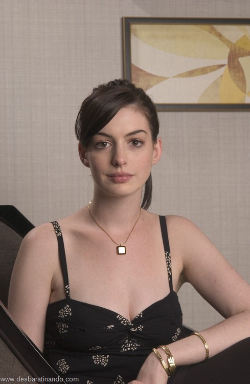 anne hathaway linda sensual sexy desbaratinando  (14)