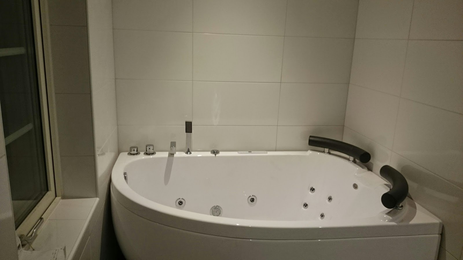 VÃ¥rt vita hus: stora badrummet
