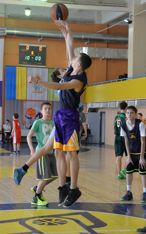 Первый день турнира "Весенний баскетбол. Авангард 2014" (27 марта 2014г.). 