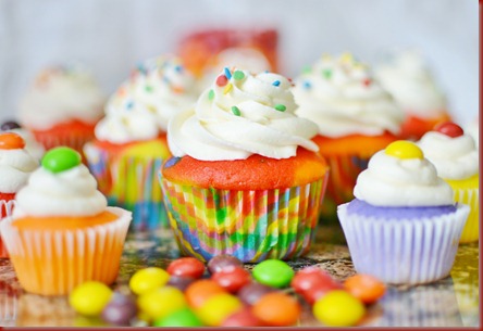 Rainbow Cupcakes These were really fun and the kids LOVED them Rainbow Cupcakes