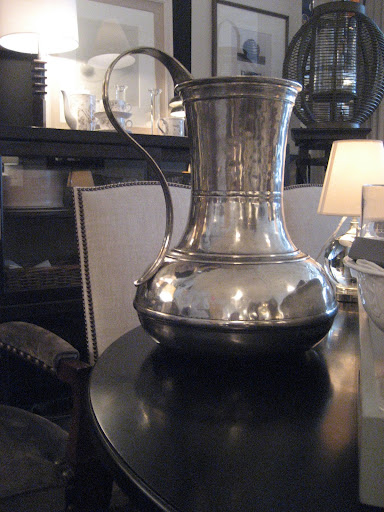 I love the size and heaviness of this silver decanter. It would be great for displaying cut flowers. I love the size and heaviness of this silver decanter. It would be great for displaying cut flowers.