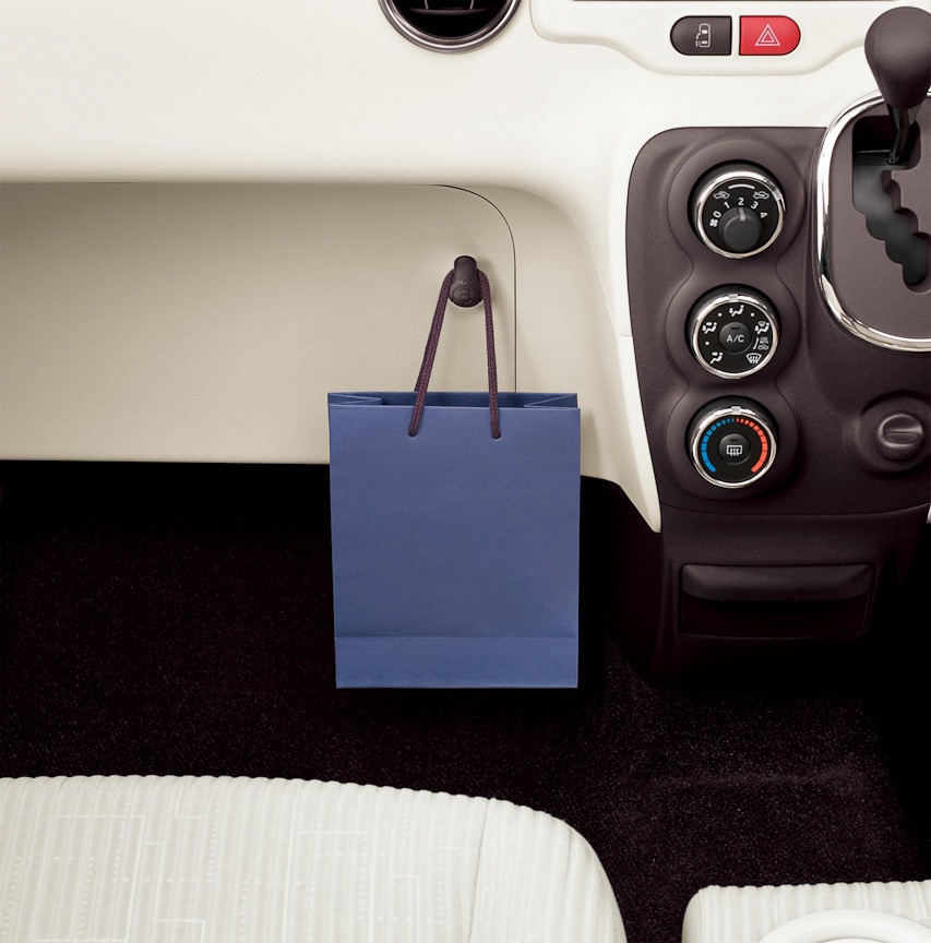 [2013-Toyota-Spade-30%255B3%255D.jpg]