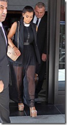 Kim Kardashian Kim Kardashian Leaving New EobRWuhTC8Hl
