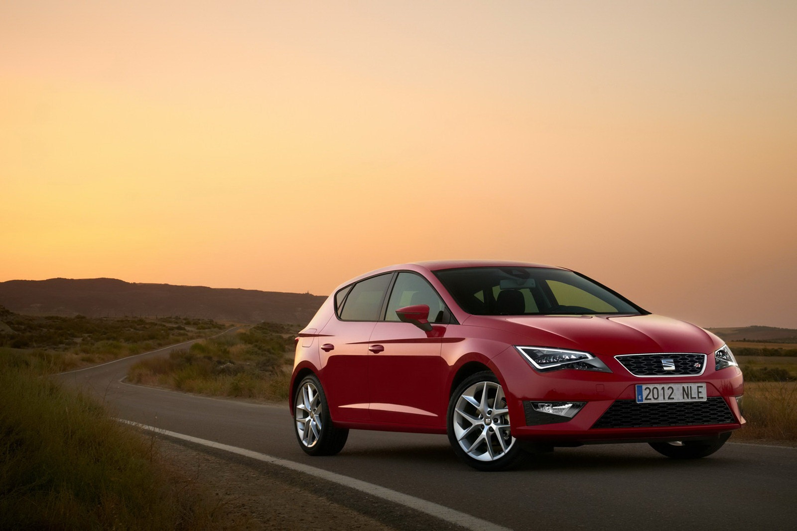 [SEAT-Leon-2013-32%255B2%255D.jpg]