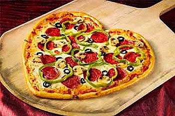 [heart-shaped-pizza%255B5%255D.jpg]