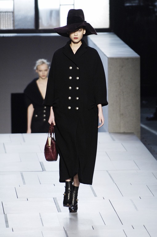 [LouisVuittonFall200524.jpg]