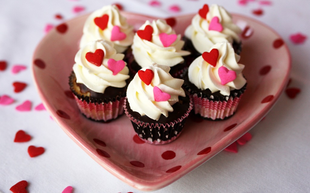 [HeartPlate129%2520copy%255B5%255D.jpg]