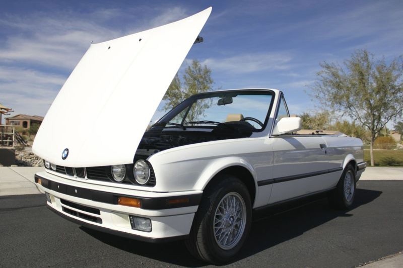 [1993-BMW-325i-Convertible-14%255B3%255D.jpg]