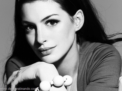 anne hathaway linda sensual sexy desbaratinando  (72)