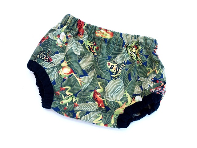 [froggy%2520pants%255B3%255D.jpg]