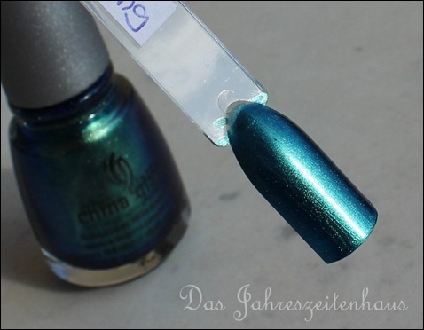 00 China Glaze Deviantly Daring