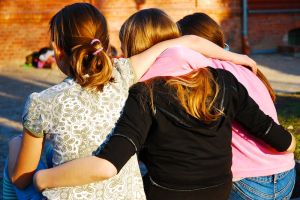 Image Dimension: 300x200 :: Am I Your FRIEND ???? Am I Your FRIEND ????
