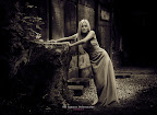 2012 Edinburgh Rikki-5515-ex-LR.jpg