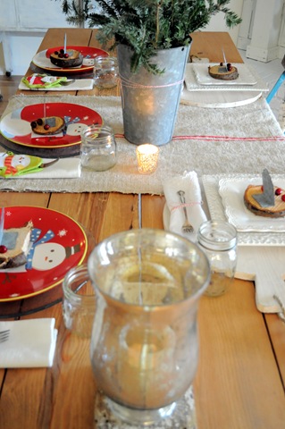 [Christmas%2520Eve%2520table%255B7%255D.jpg]