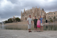 Den stora katedralen i palma...