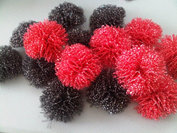 [spotted%2520flower%2520puffs%255B3%255D.jpg]
