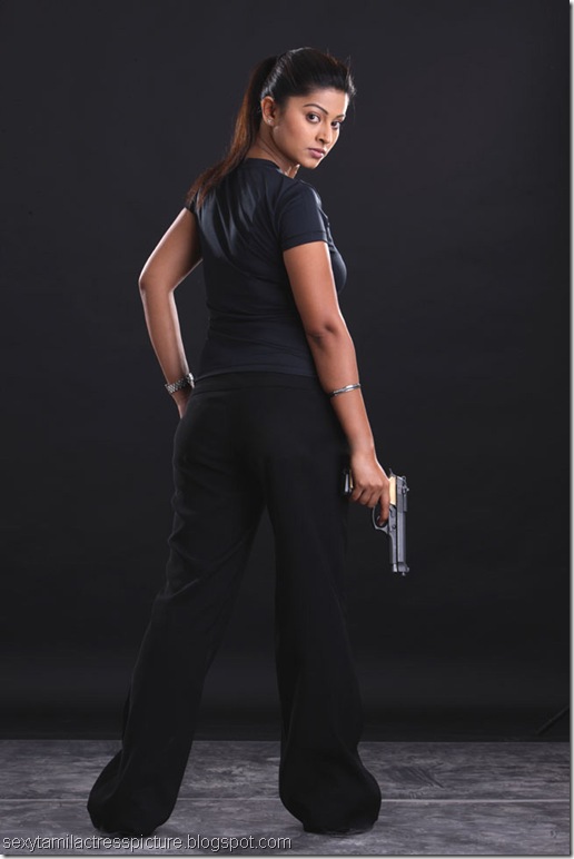 sneha_back_pose_stills sneha_back_pose_stills