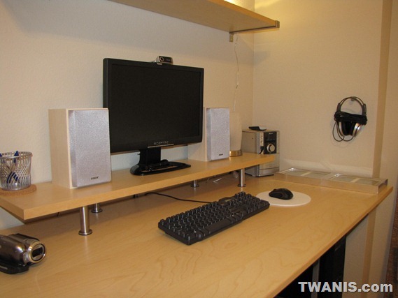Twanis The Best Computer Desk Setup From Ikea