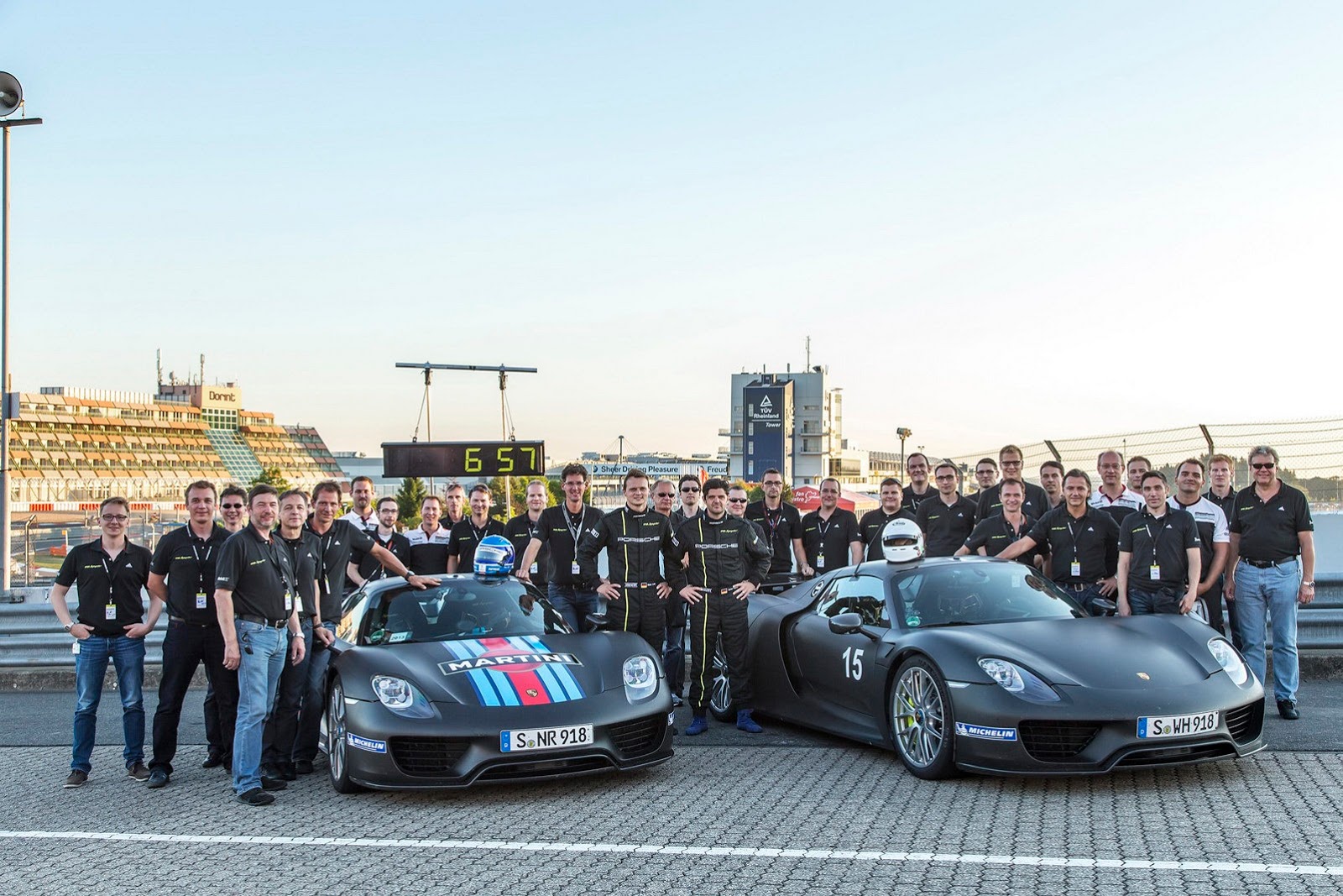 [Porsche-918-Spyder-Nurburgring-6%255B2%255D.jpg]