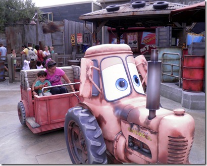 9.11.12-maters-tractors-elissa-gio_t 9.11.12-maters-tractors-elissa-gio_t