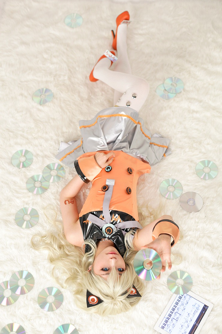 [vocaloid-seeu-korean-cosplay-by-tomia-010%255B4%255D.jpg]