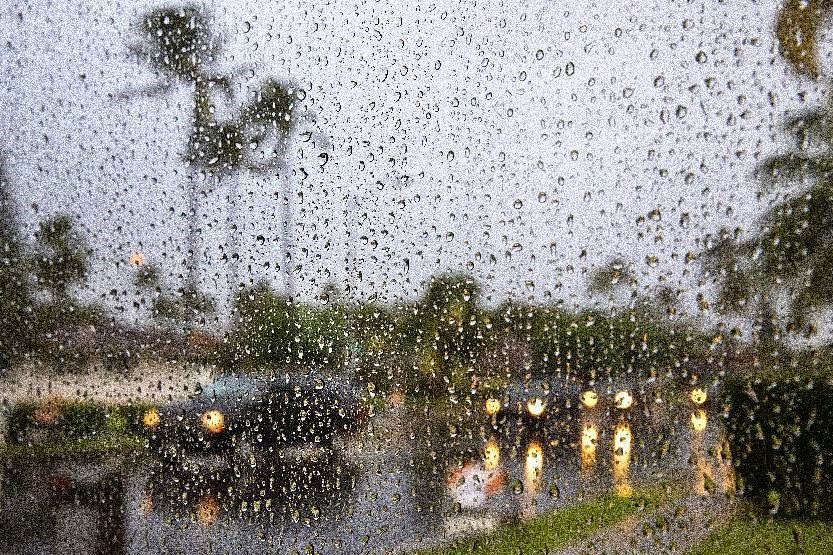 [rainy%2520hawaii%255B4%255D.jpg]