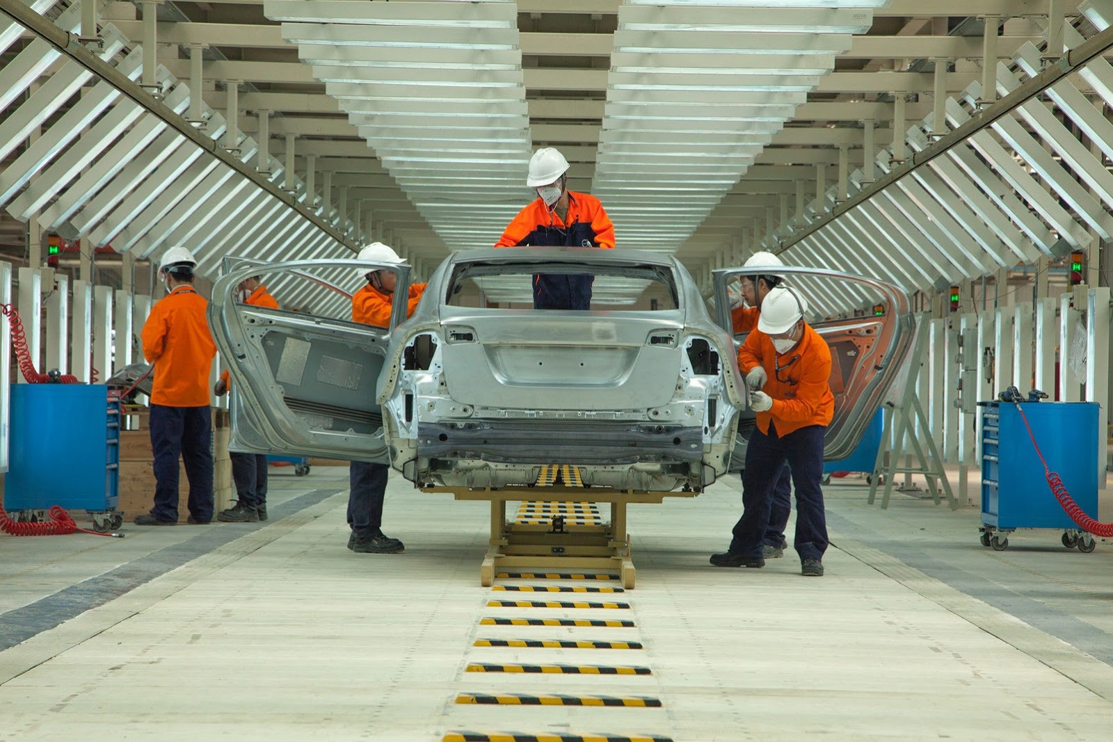 [Volvo-S60L-production-China-12%255B2%255D.jpg]