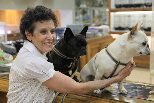 Wow, Parrots and Company's owner, Laurie Fierst, is so nice to let us come into her store, Sharkey!  This place is amazing!