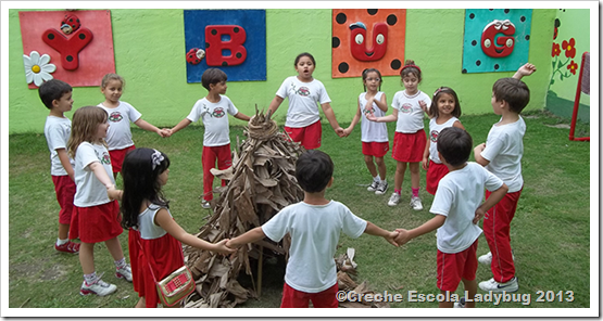 interatividade-dia-do-indio-oca-creche-escola-ladybug-recreio-dos-bandeirantes-rj-2