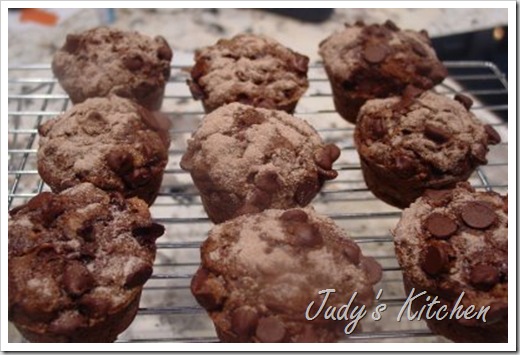 choc zucchini muffins