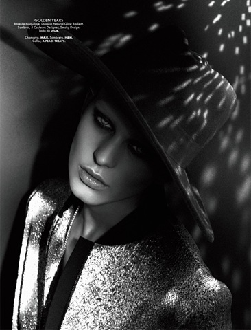 [chaneling%2520david%2520bowie%2520spanish%2520elle%255B4%255D.jpg]