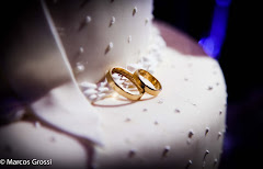 Album (digital) de fotos do evento Juliana + Tiago. Fotografias digitais do fotografo profissional Marcos Grossi, que faz retratos de casamento (fotojornalismo), infantil, jovens, 15 anos e eventos em geral. Área de atuação: Jau, Bauru, Araraquara, Sao Carlos, Rio Claro, Ribeirao Preto e outras cidades do estado de Sao Paulo. 