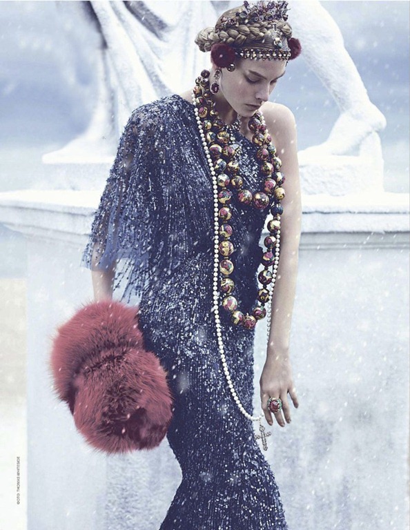[tatler-rus-dec2011-4%255B3%255D.jpg]