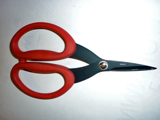 [scissors%255B7%255D.jpg]