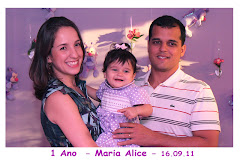 Fotos do evento Maria Alice  (01 ano) - 16.09.11. Foto numero 03 da Social Click Fotografia Digital, do Rio de Janeiro, RJ, que faz fotos divertidas, fotos malucas, fotos com fantasias, fotos na hora, fotografia maluca, fotografia divertida com molduras personalizadas. fotos divertidas malucas foto maluca animadas animado rj rio de janeiro divertida fantasia animada engraçadas 15 anos debutante noivos casamentos