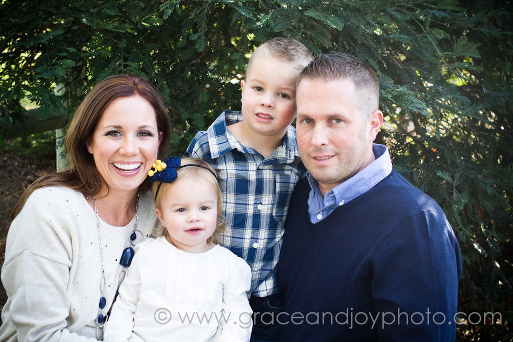 [20111105_graceandjoyphotography_052_%255B1%255D.jpg]