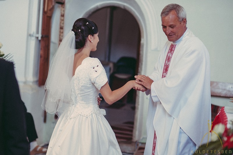 Sipos Szabolcs, Küldetésben, esküvői fotók, jegyesfotózás, riport, életképek, hagyományos székely esküvő, Csíkszentdomokos