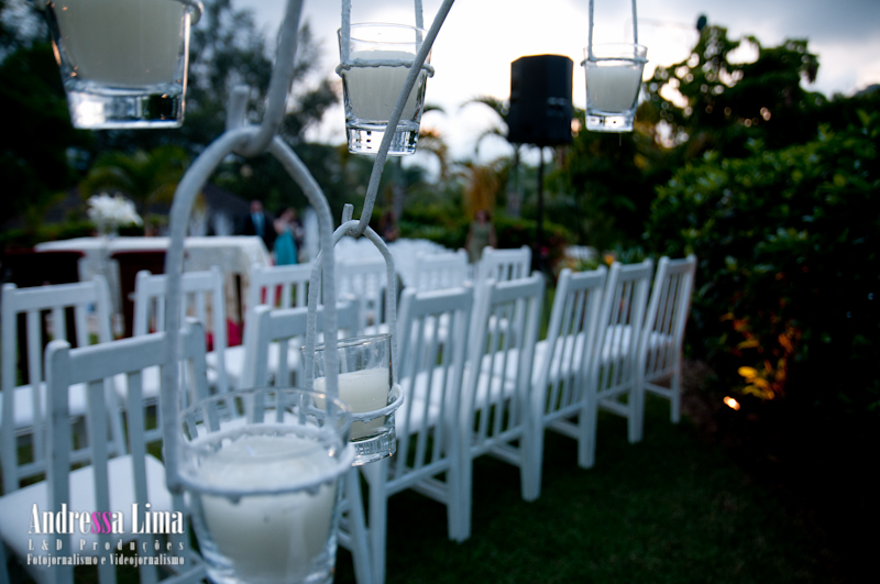 Fotos de Casamento Camila e Lucas. Foto numero 52770003 do estudio L&D Producoes, do Rio de Janeiro, RJ. Andressa Lima e equipe fazem fotos de casamento (fotografias de casamentos), fotos de making-of (making of de noiva), fotos de eventos sociais, fotos de casal (ensaios fotograficos de e-session), videos de casamento (filmagem de casamentos), videos de making-of e videos de eventos sociais. Fotojornalismo e videojornalismo no Rio de Janeiro, RJ. Garden Paty Camila e Lucas Casamento 04.12.10 fotos casamento rio de janeiro fotografias casal rj foto eventos noiva ensaio fotografico montagem penteado ensaios fotografia decoracao