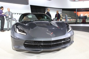 Corvette-Stingray-C713[2]
