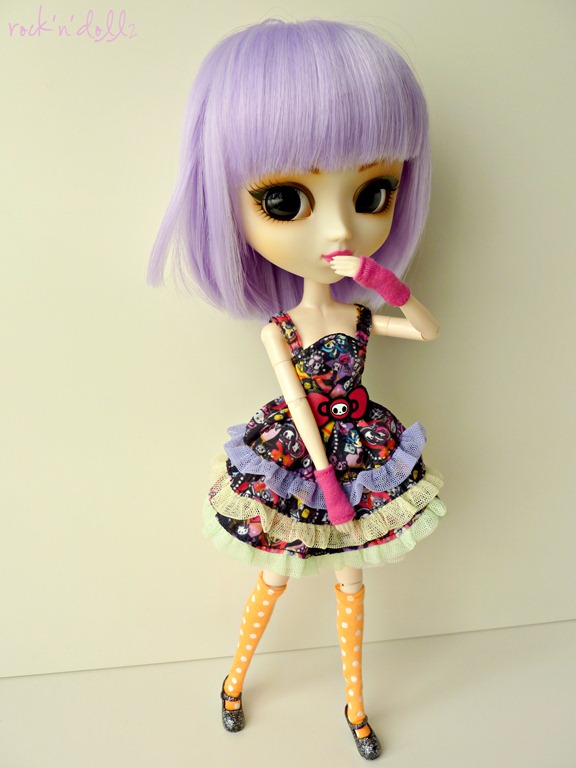 [pullip%2520tokidoki%2520x%2520hello%2520kitty%2520violetta%2520review%252024%255B6%255D.jpg]