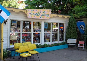 c0 Swell Times stores in Saugatuck Michigan