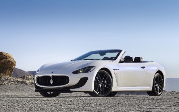 [2013-Maserati-GranCabrio-MC-front-three-quarter%255B3%255D.jpg]